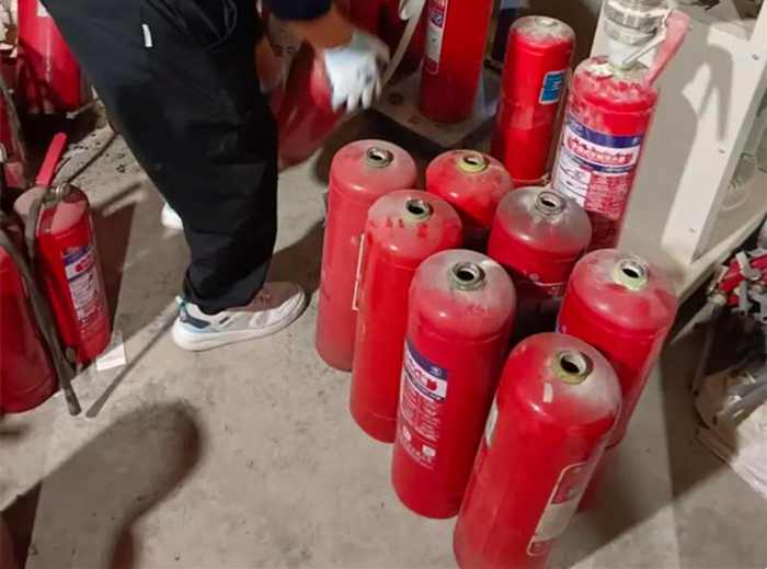 灭火器维修